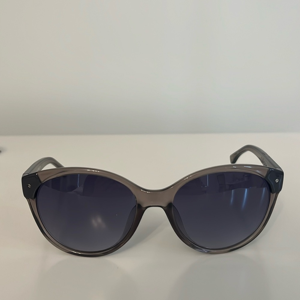Authentic Michael Kors Translucent Grey Savannah Sunglasses M2852S